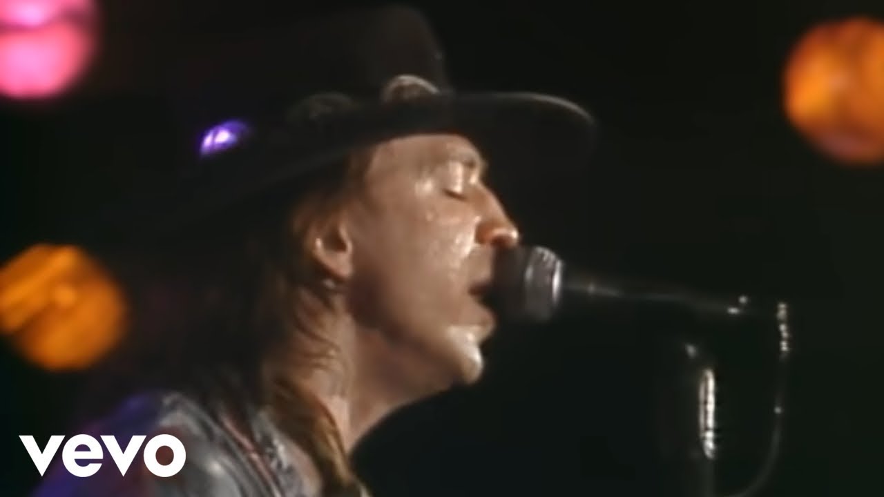 Stevie Ray Vaughan - Texas Flood (from Live at the El Mocambo) [Official Video]