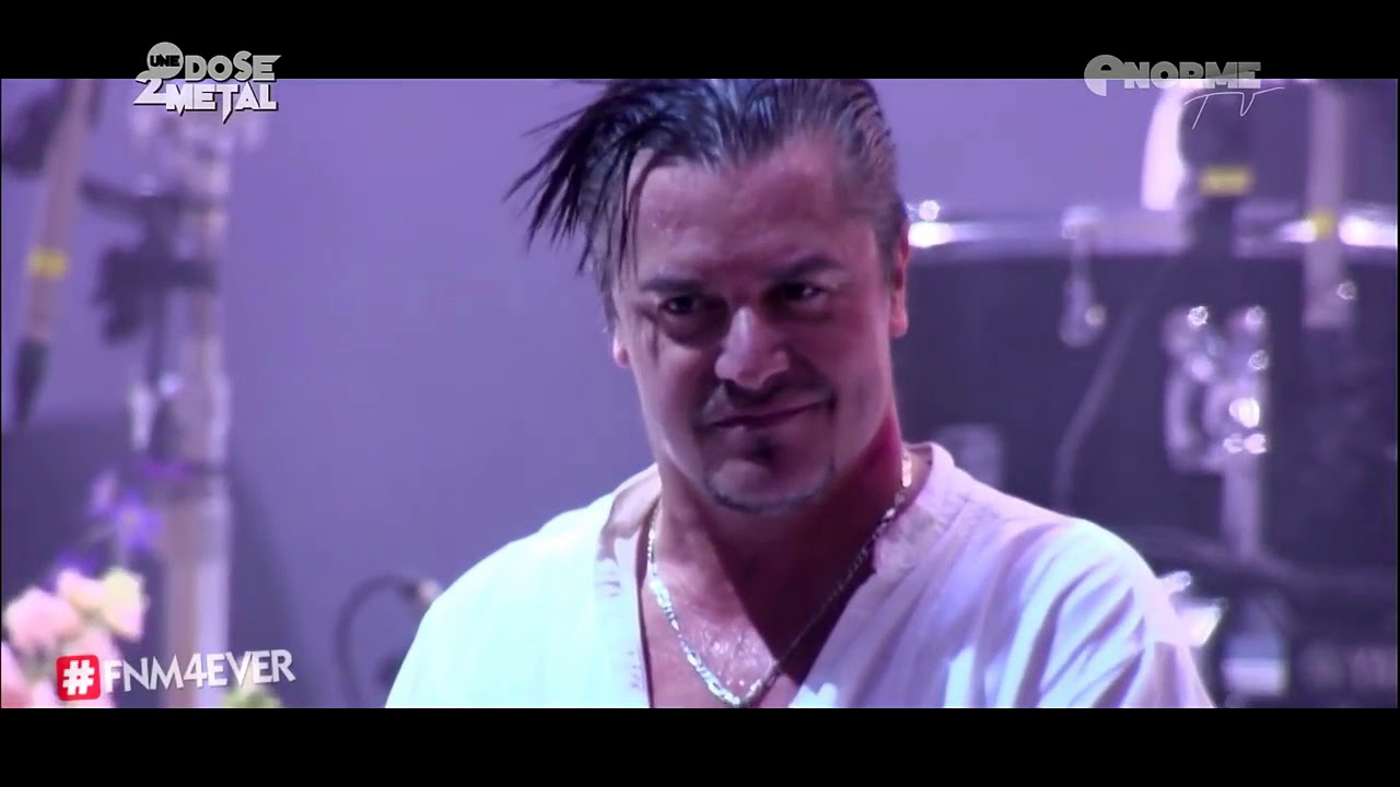 Mike Patton/Faith No More - Midlife Crises - LIVE