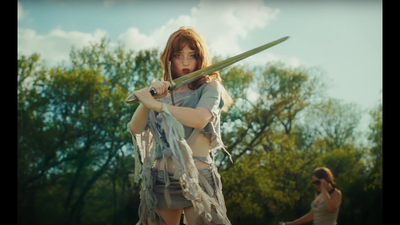 Die Spitz - "Throw Yourself to the Sword" (Official Music Video)