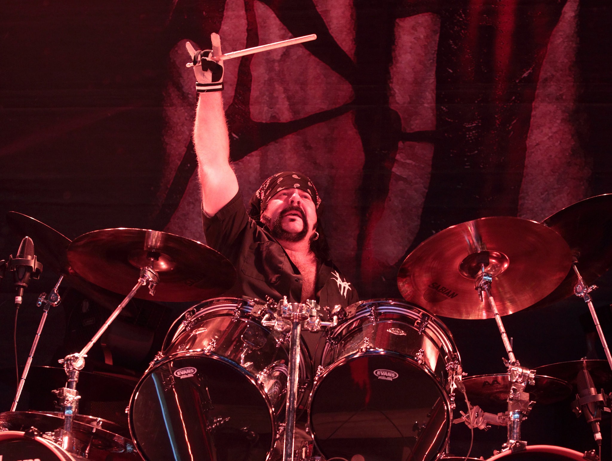 Vinnie Paul, Pantera Drummer and Heavy Metal Innovator, Is Dead at 54