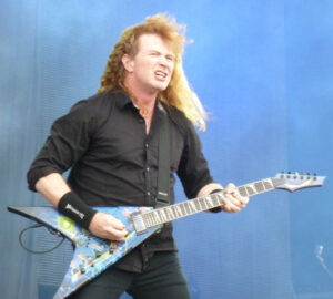 Dave_Mustaine_2011_(cropped)